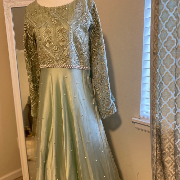 Sold Beautiful maxi - Picture 1 of 1